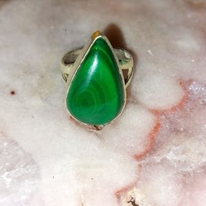 Beautiful Malachite Teardrop Shaped Ring